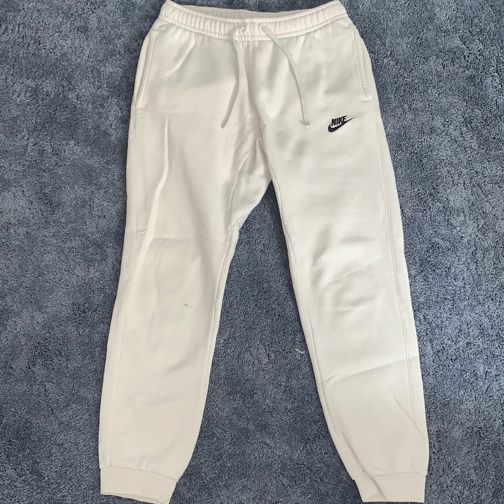 Nike jogger sweatpants size small